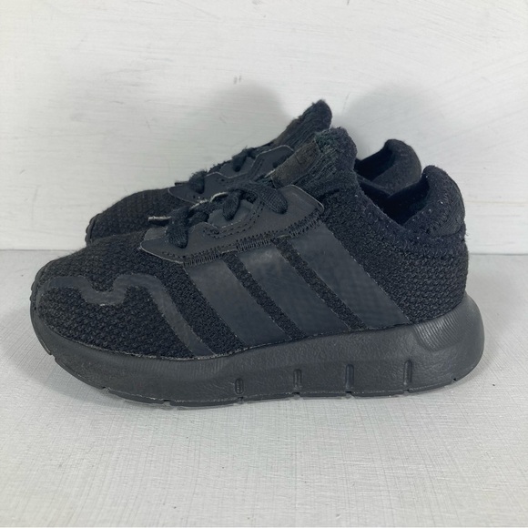 adidas Swift Run X Running Shoes FY2187 Athletic Sneakers Black Toddler 8 - Picture 2 of 9